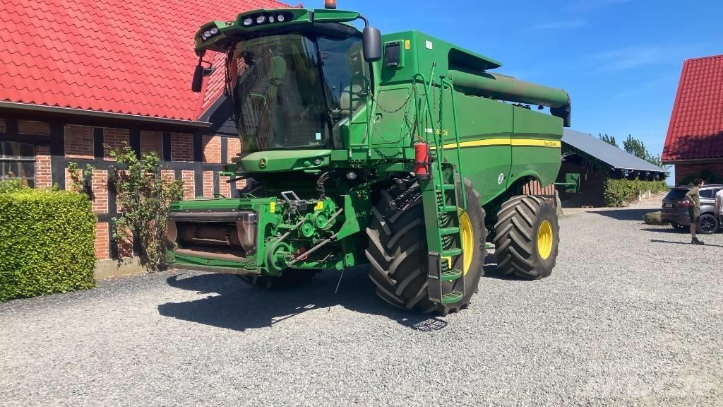 John Deere S670I Kombájnok
