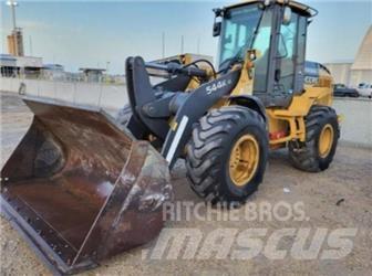 John Deere 544K Gumikerekes homlokrakodók