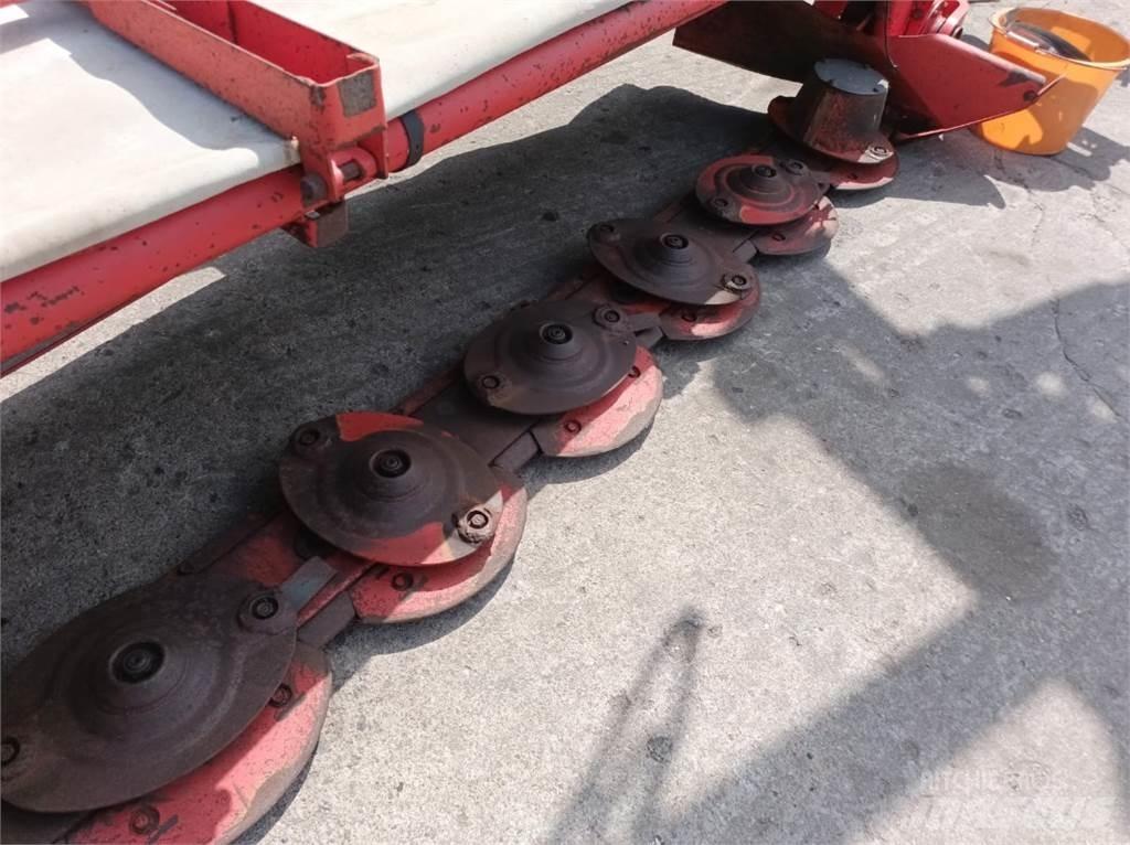 Kuhn GMD 77 HD Öntöző Kaszák