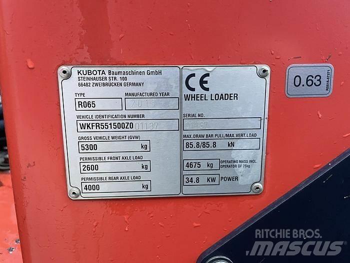 Kubota R065 Gumikerekes homlokrakodók