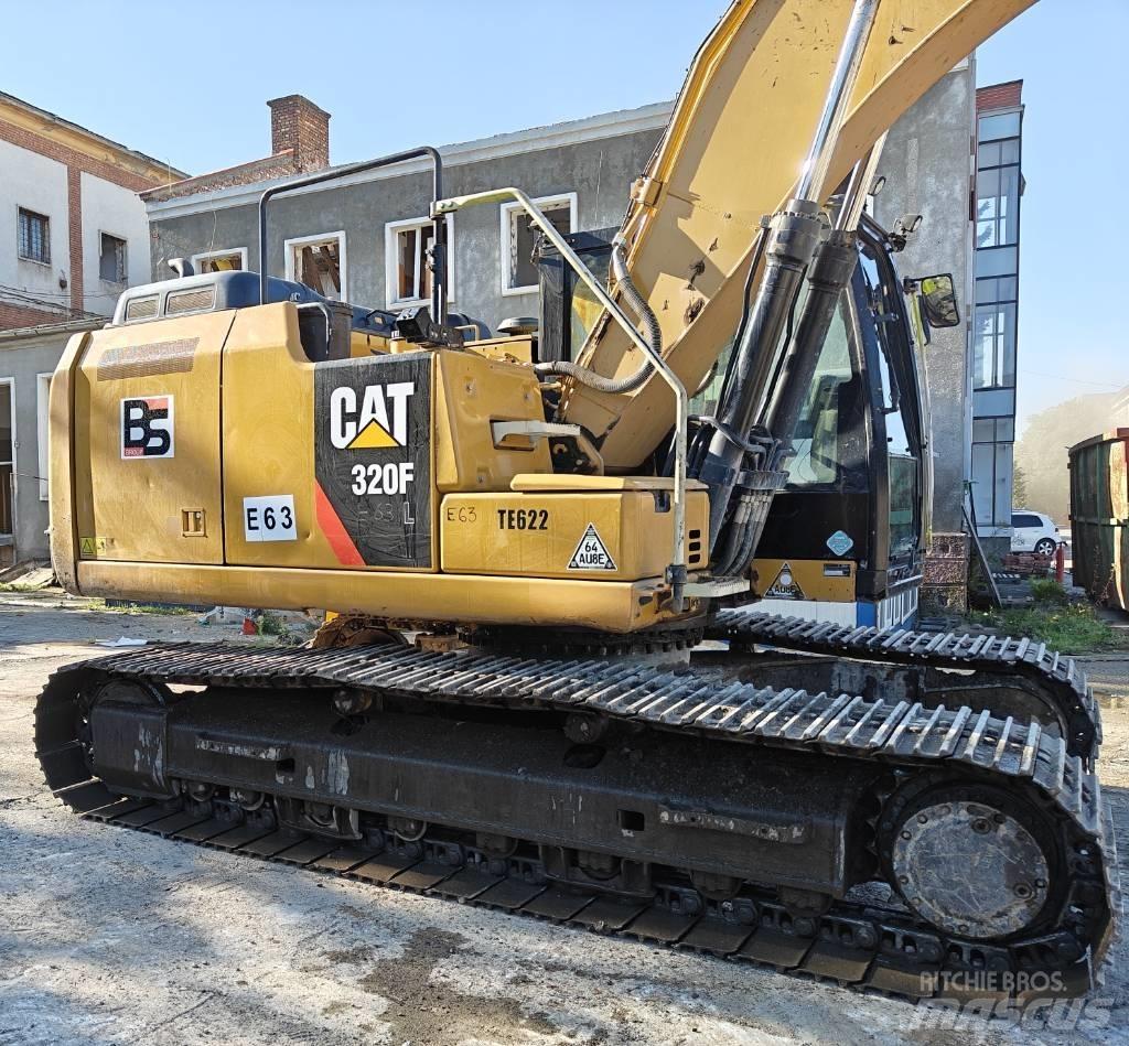 CAT 320F Lánctalpas kotrók