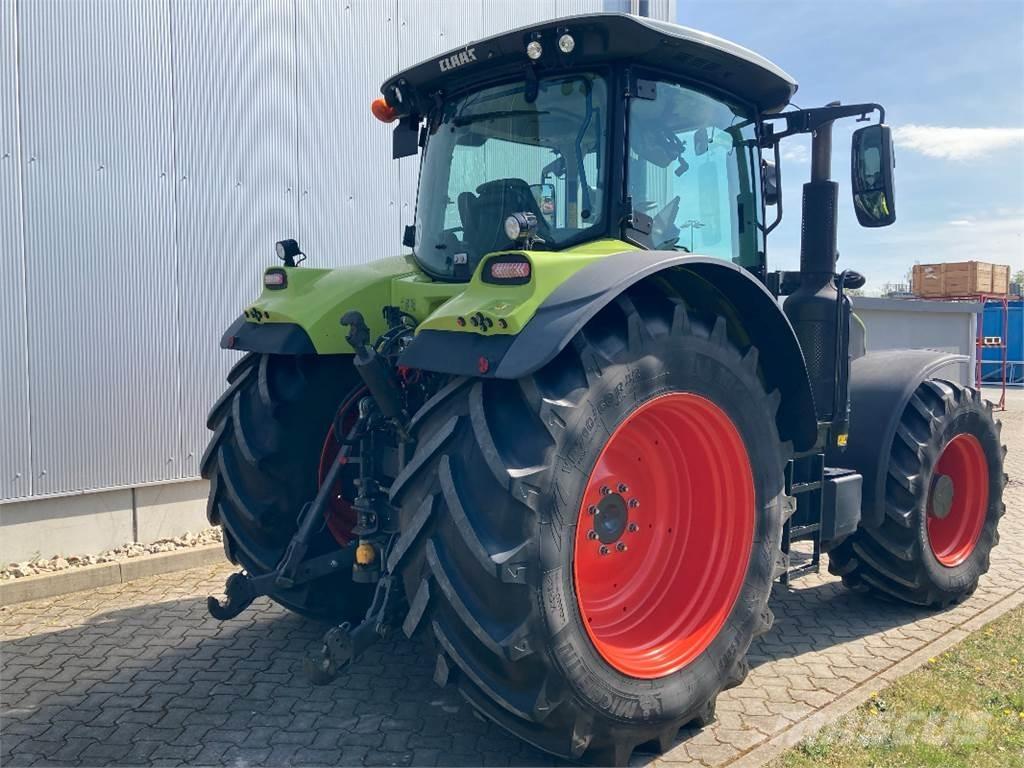 CLAAS ARION 660 Traktorok