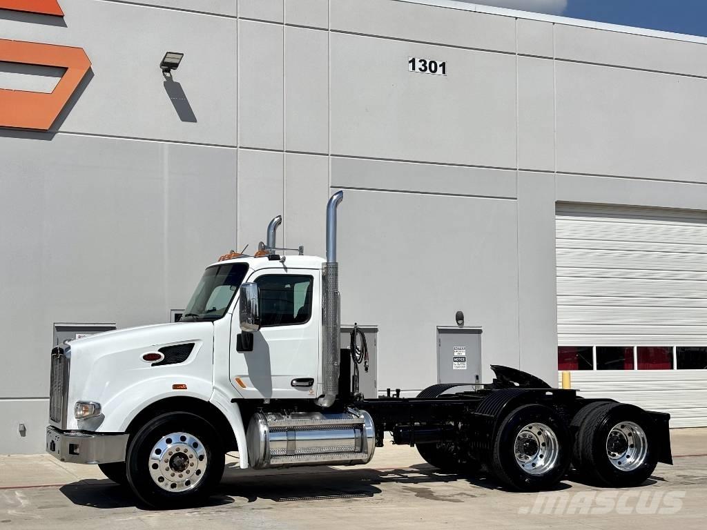 Peterbilt 567 Nyergesvontatók