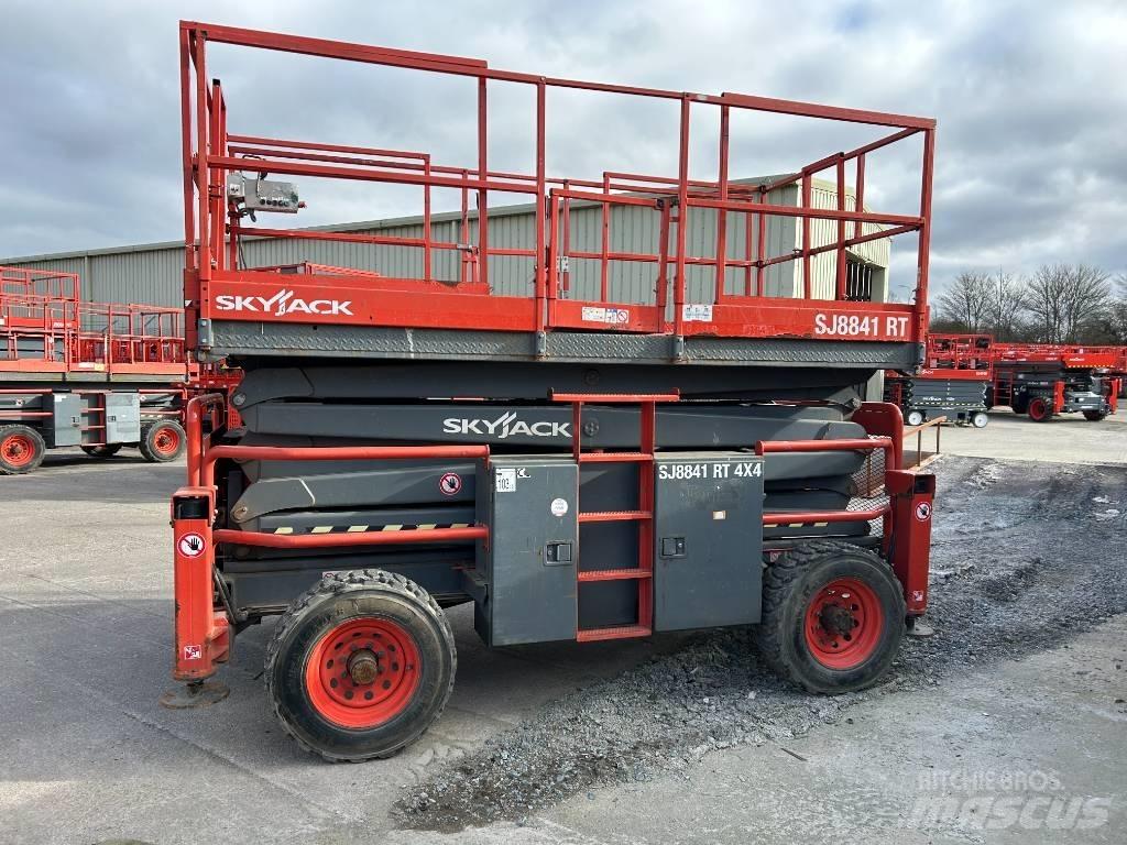 SkyJack SJ 8841 RT Ollós emelők