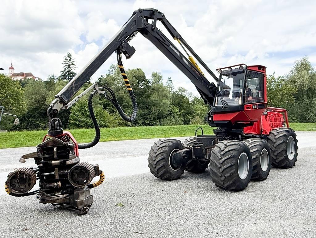 Komatsu 911.5 Betakarítók