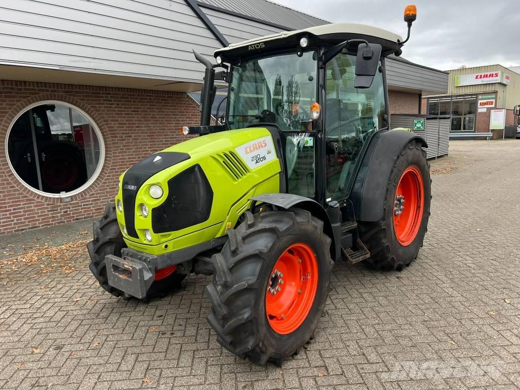 CLAAS Atos 230 Traktorok