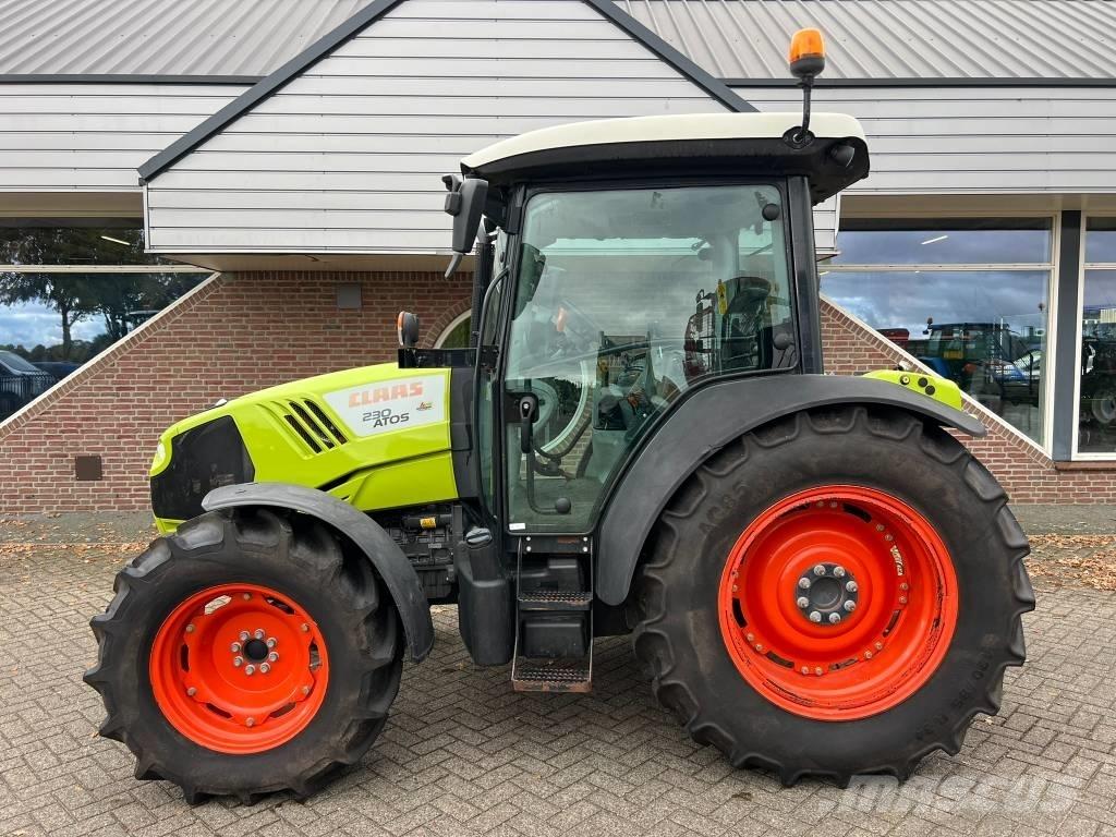 CLAAS Atos 230 Traktorok