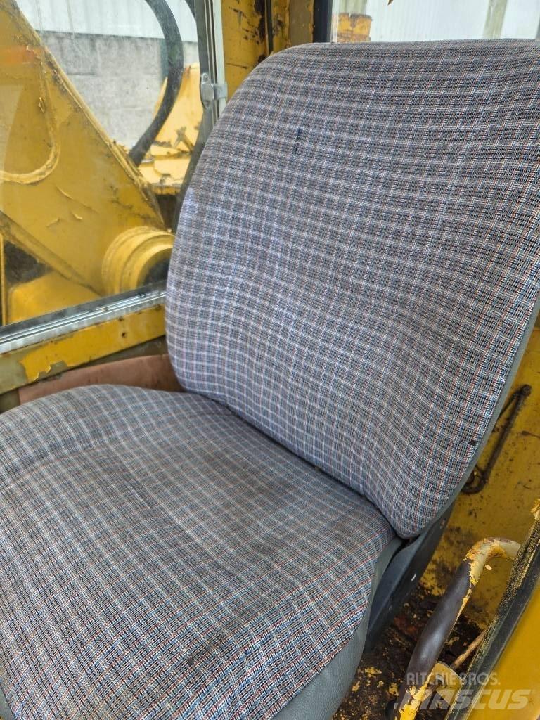 Mitsubishi MS 120 Lánctalpas kotrók