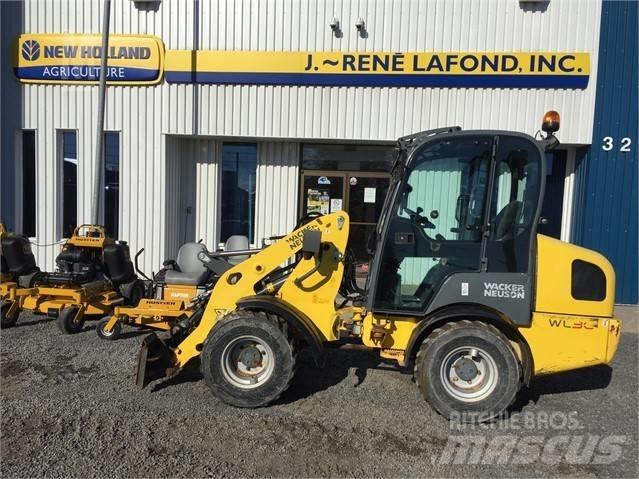 Wacker Neuson WL30 Gumikerekes homlokrakodók