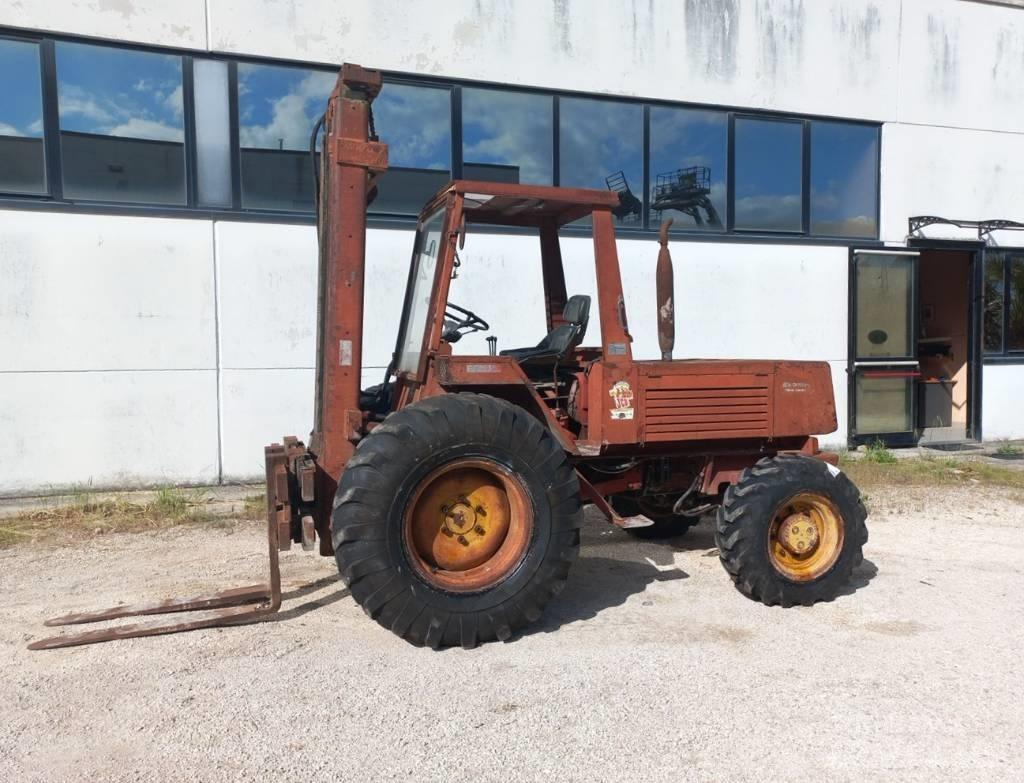 Manitou 4RM30G Dízel targoncák