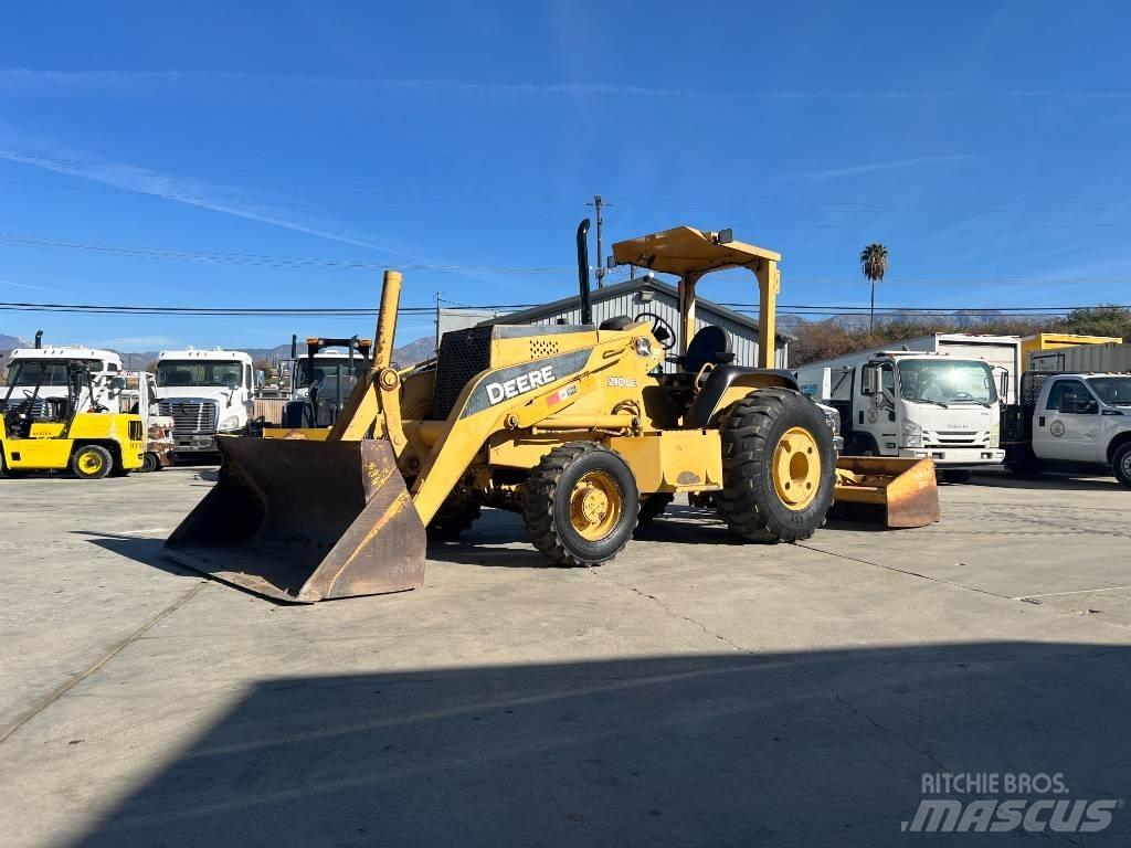 John Deere 210 LE Homlokrakodók és kotrók