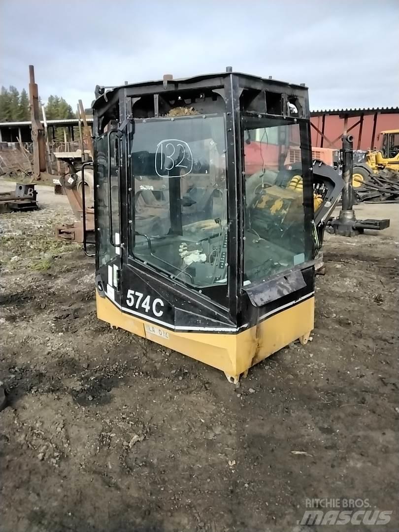 Eco Log 574C Vezetőfülke és belső tartozékok