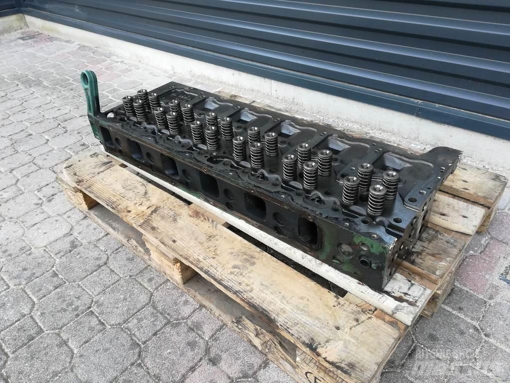 Renault Premium E5 Motorok
