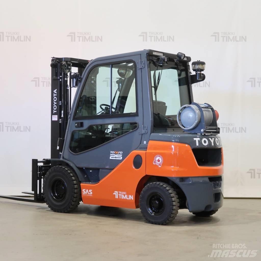 Toyota 02-8FGF25 Gázüzemű targoncák