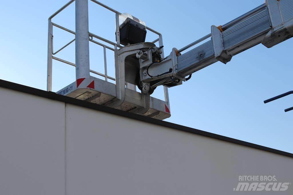 Multitel MX 235 Teherautóra szerelt emelők és állványok