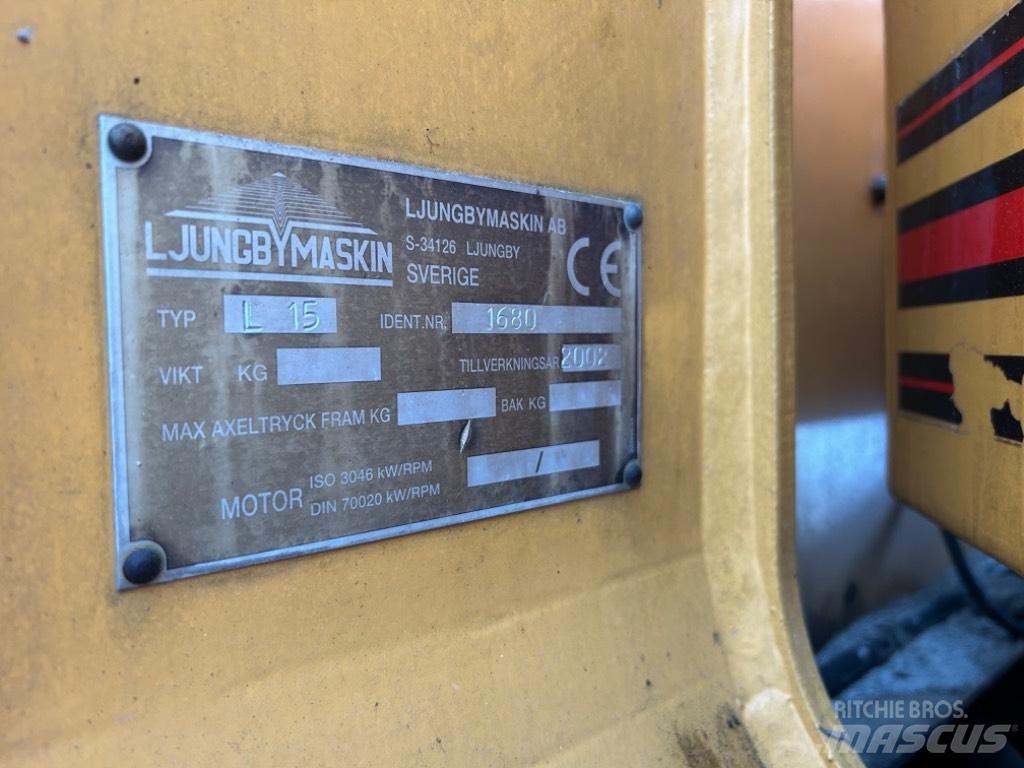 Ljungby L 15 Gumikerekes homlokrakodók