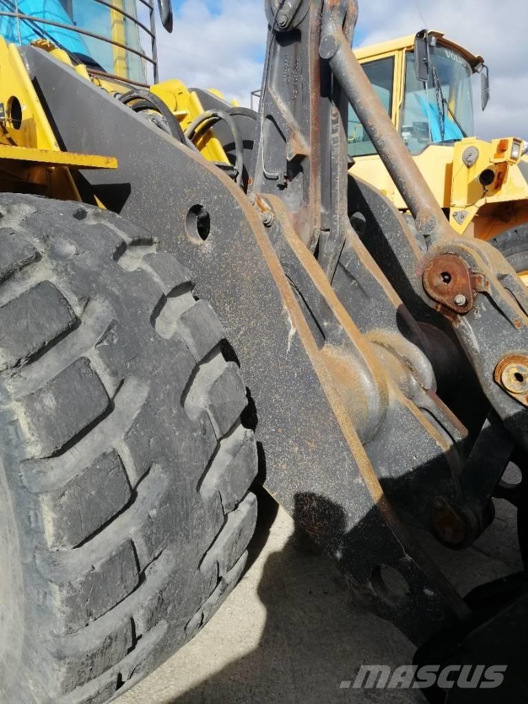 Volvo L 180 C Gumikerekes homlokrakodók