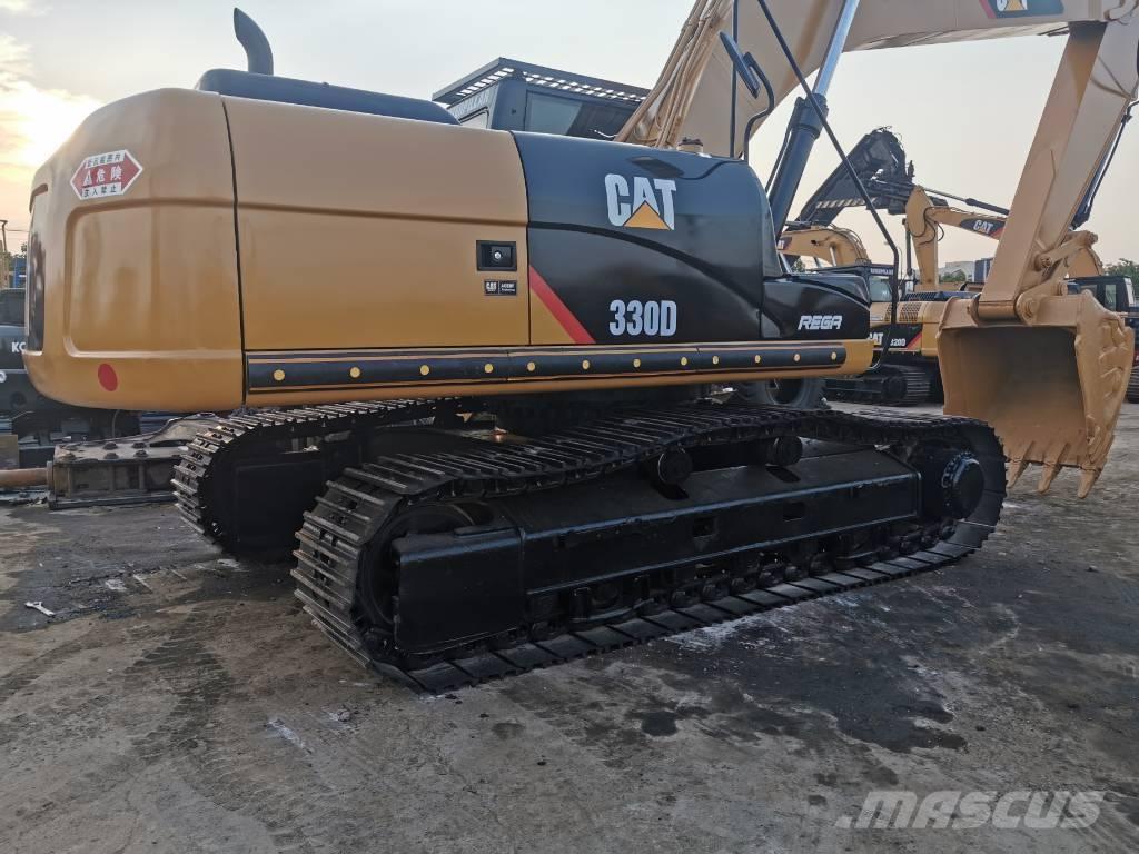 CAT 330 D L Lánctalpas kotrók