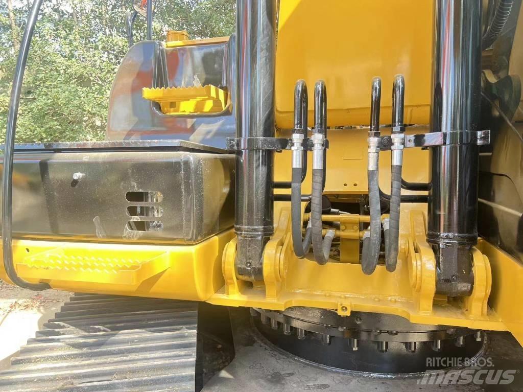 CAT 320 D L Lánctalpas kotrók