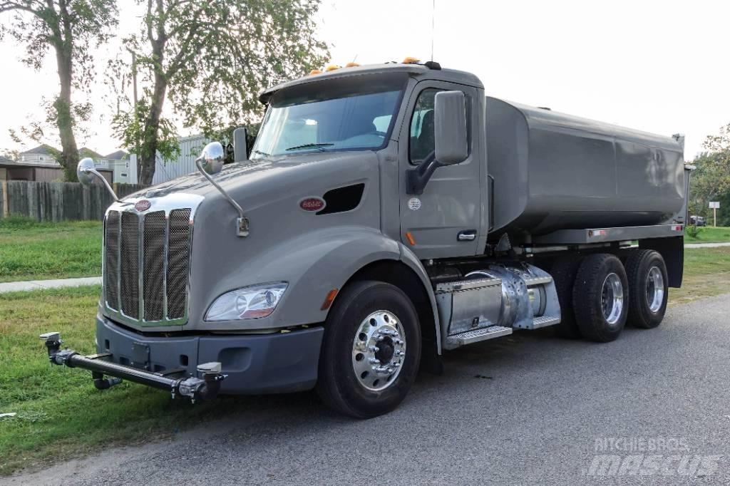 Peterbilt 579 Vízszállító teherautók