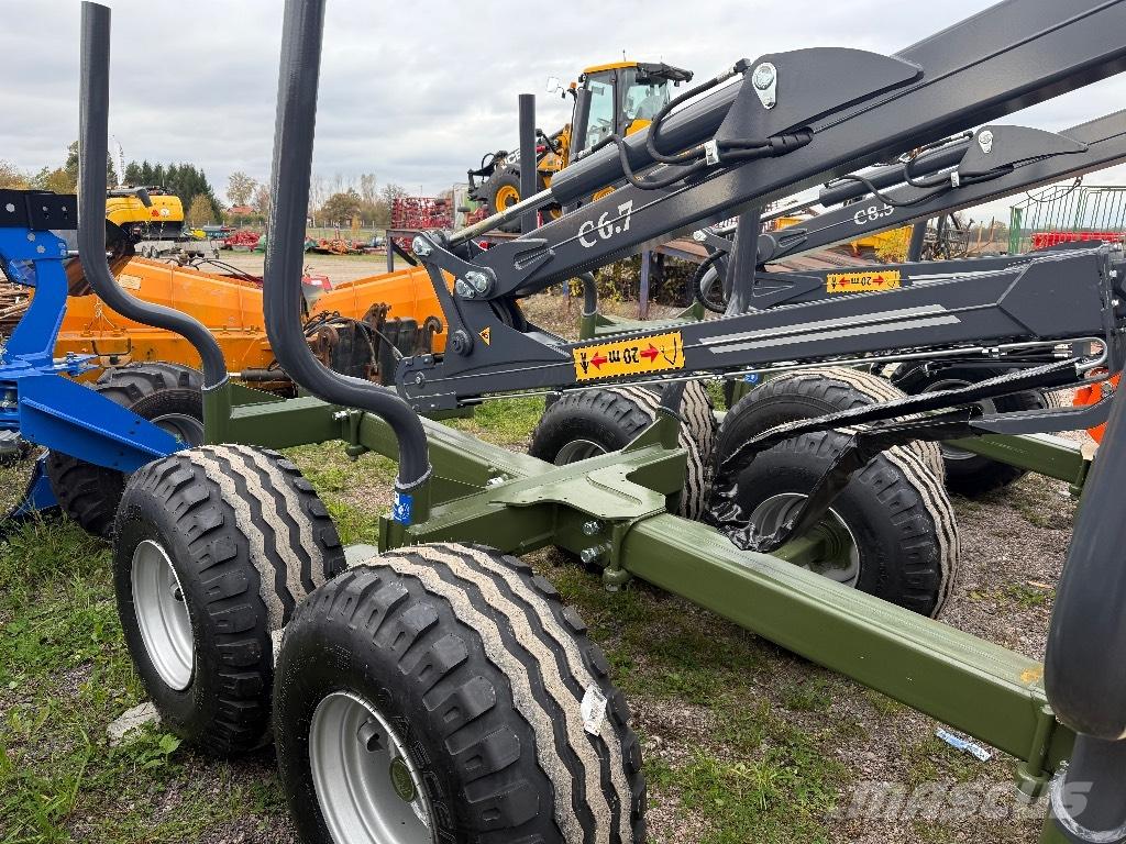 Farma T9 DS 6,7 kran Erdészeti pótkocsik