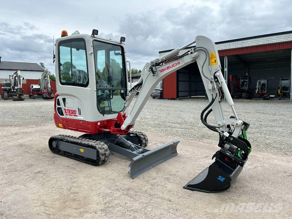 Takeuchi TB320 Mini kotrók < 7t