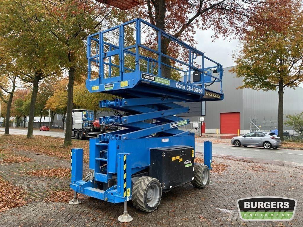 Genie GS4069 DC Ollós emelők