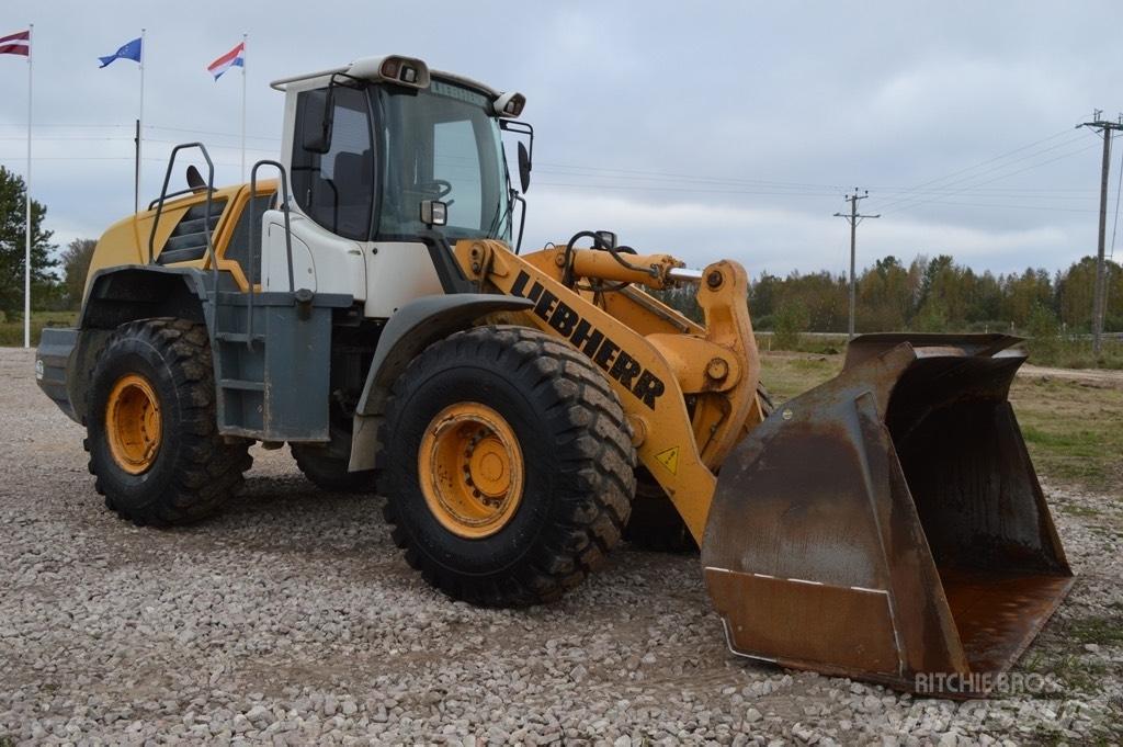 Liebherr 556 2plus2 Univerzális rakodógépek