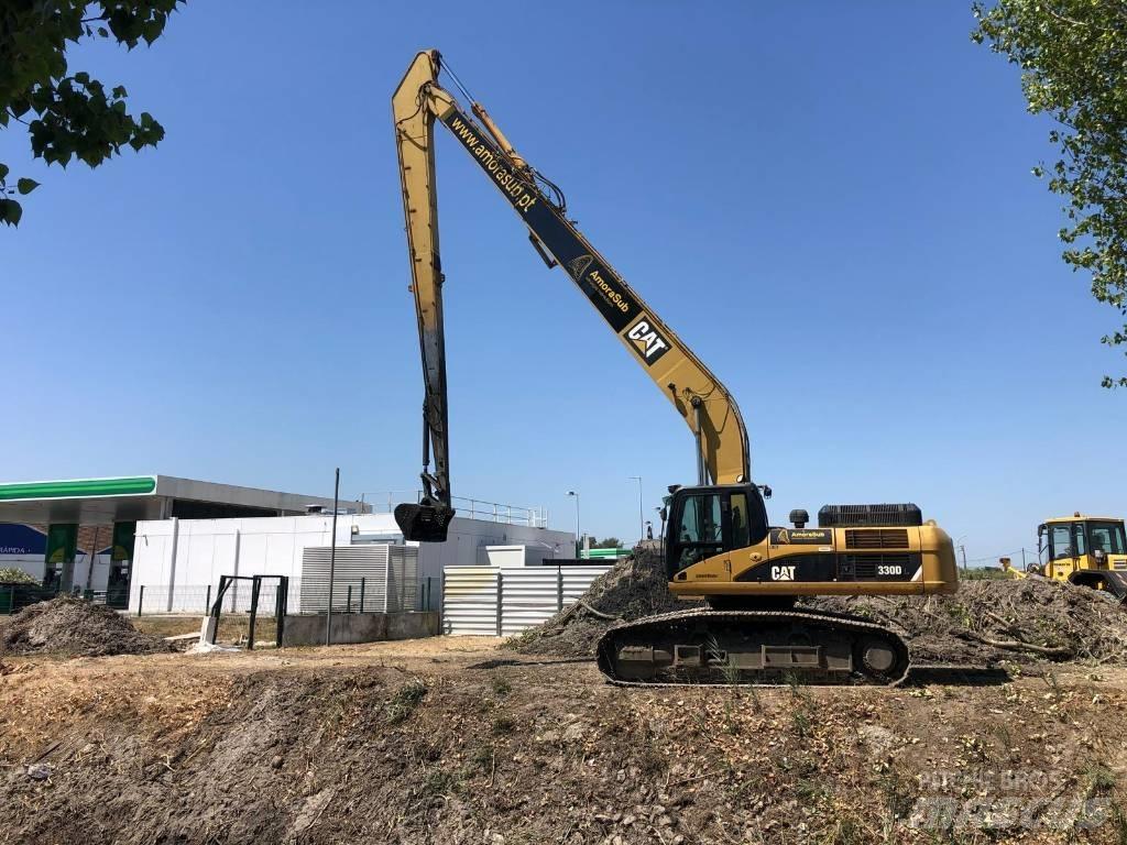 CAT 330 D L Hosszú gém kotrók
