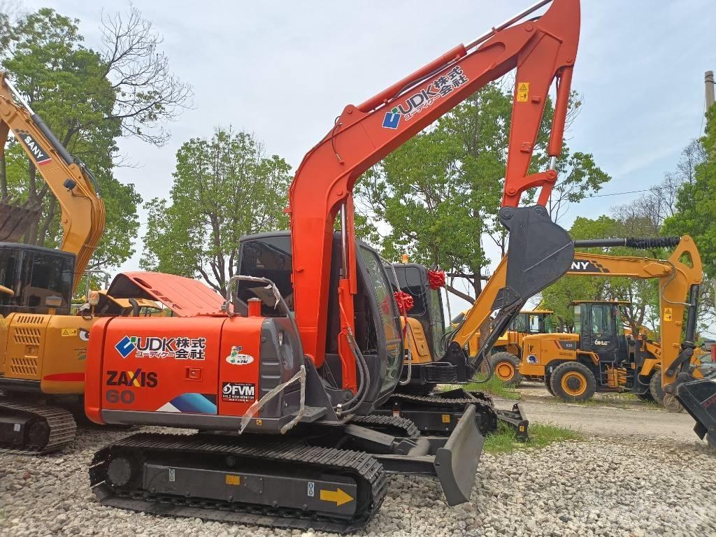 Hitachi ZX 60 Mini kotrók < 7t