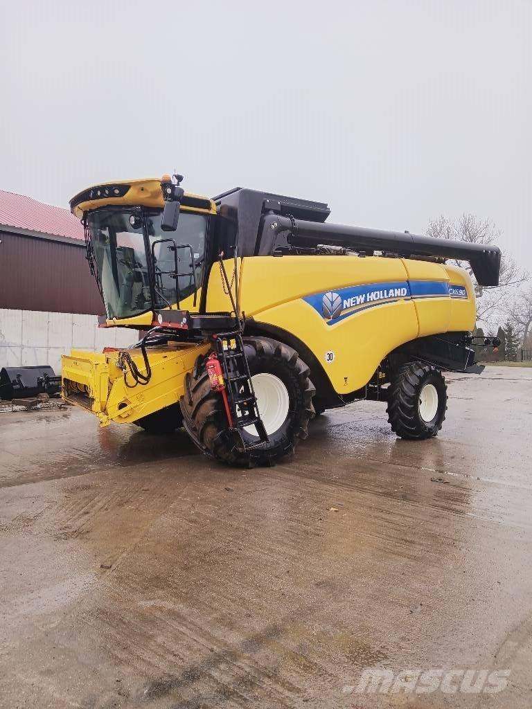 New Holland CX6.90 Kombájnok