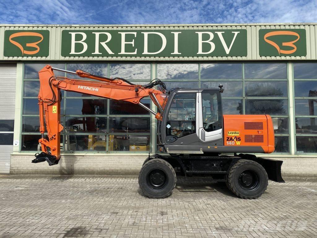 Hitachi ZX 140 W-3 Gumikerekes kotrók