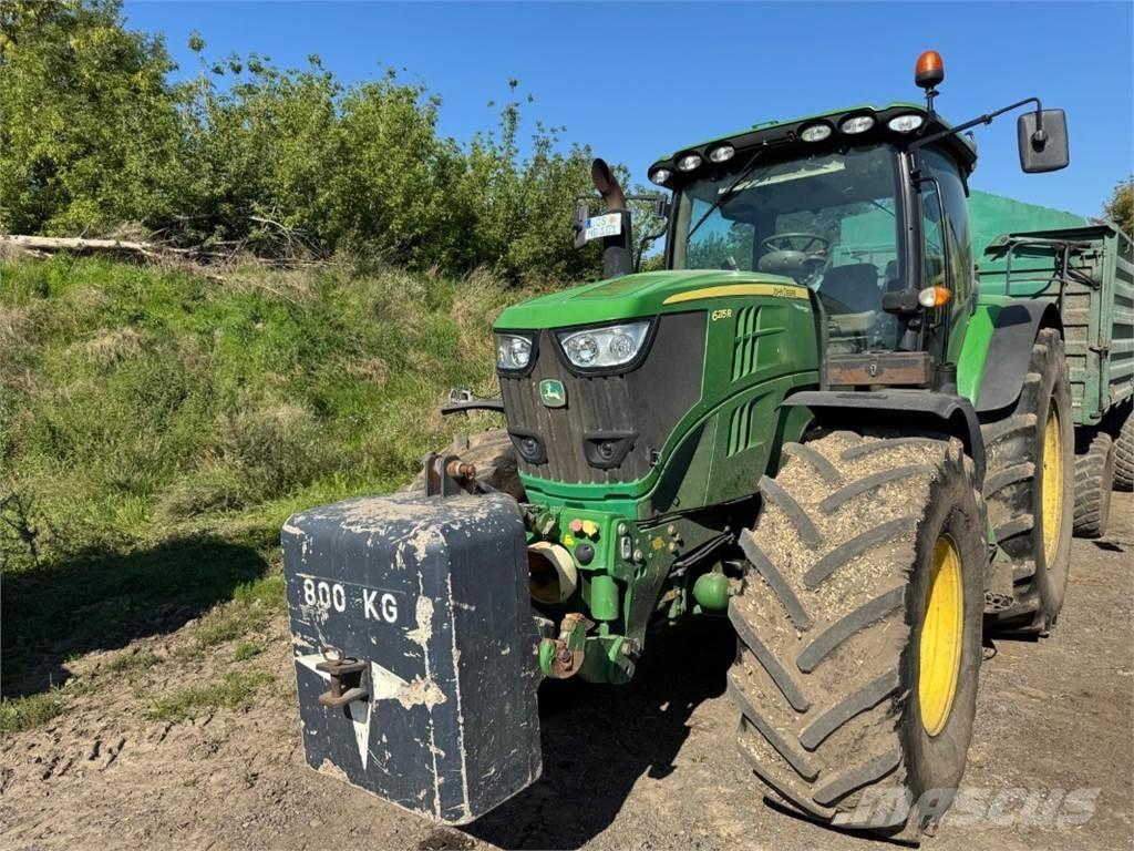 John Deere 6215 R Traktorok