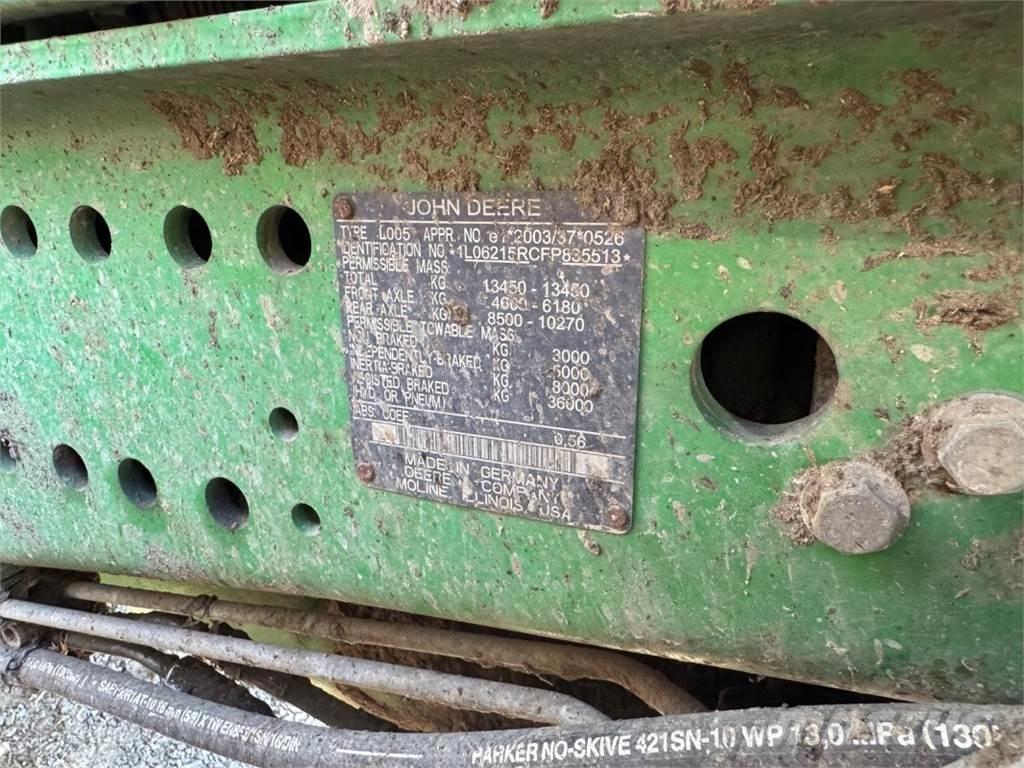 John Deere 6215 R Traktorok