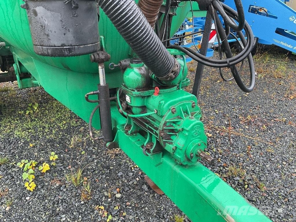 Vepi 11300 Poranyag tartályos