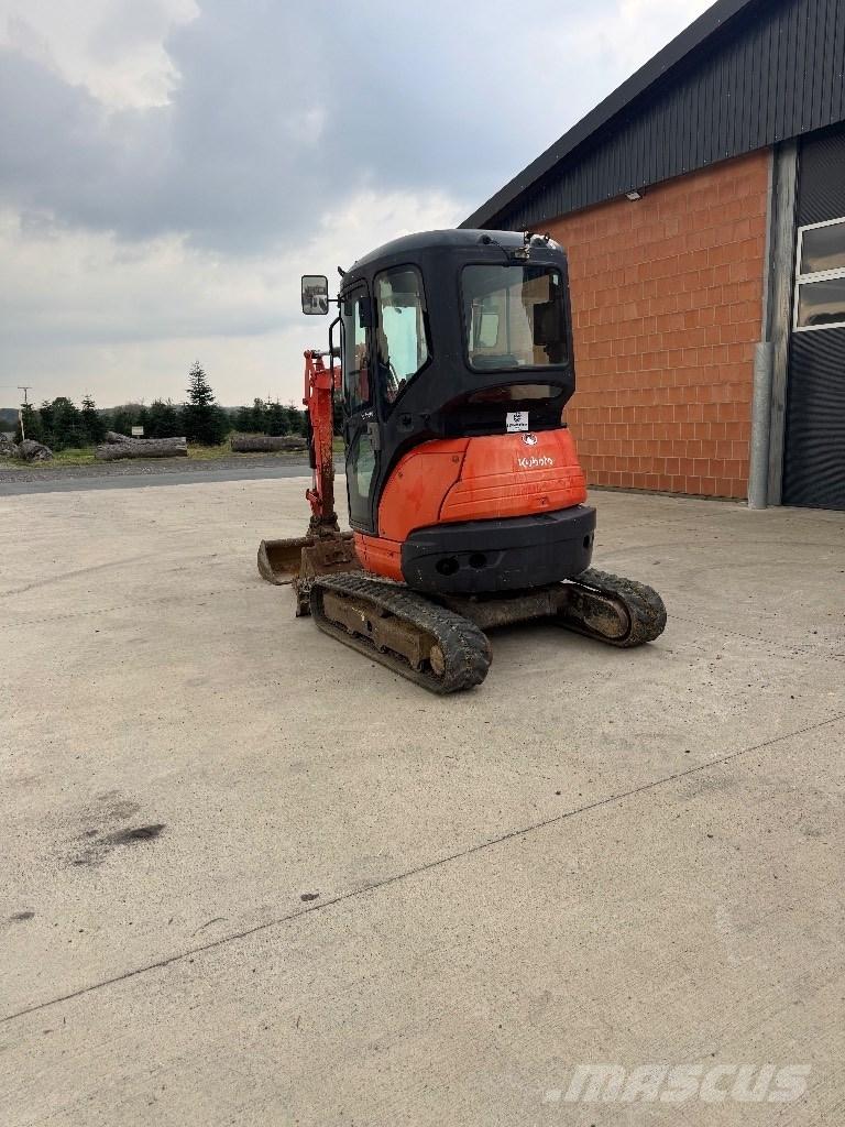 Kubota U 20-3 Mini kotrók < 7t