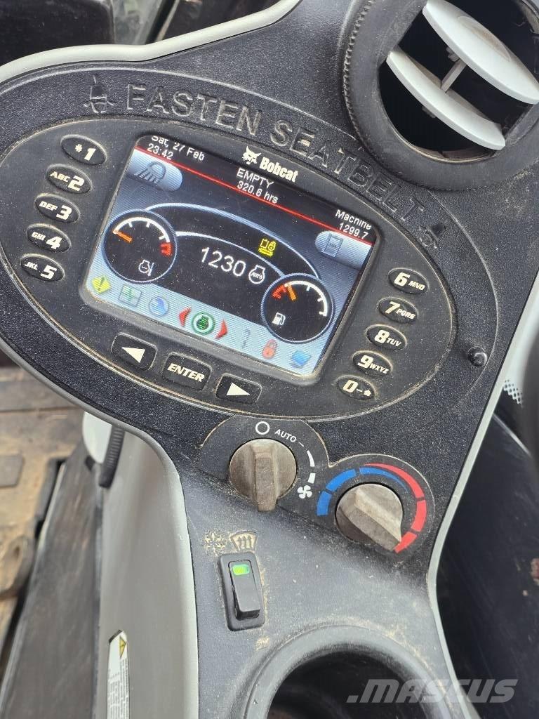 Bobcat E 85 Lánctalpas kotrók