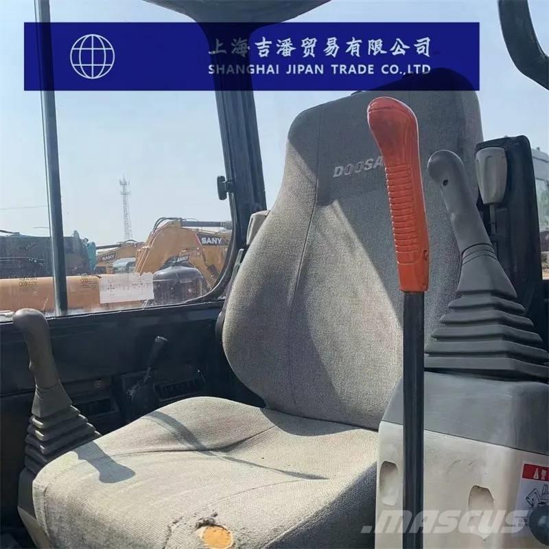 Doosan DH 55 Mini kotrók < 7t