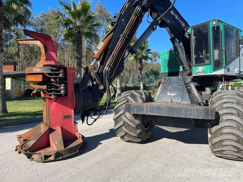 TimberPro TB630C Betakarítók