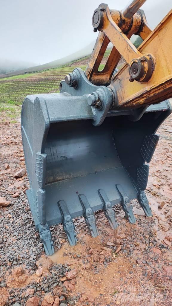 CASE CX220C Lánctalpas kotrók