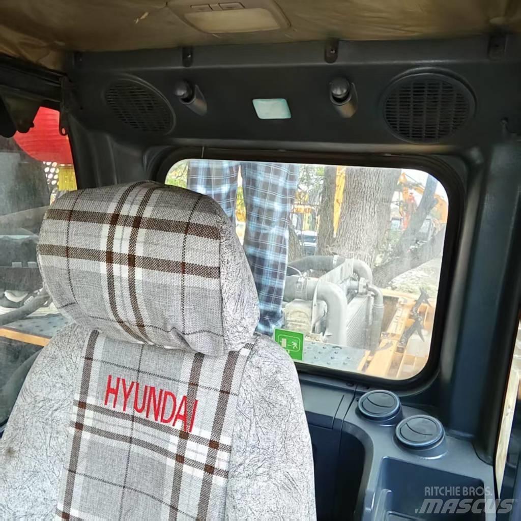 Hyundai 210w-9 Gumikerekes kotrók