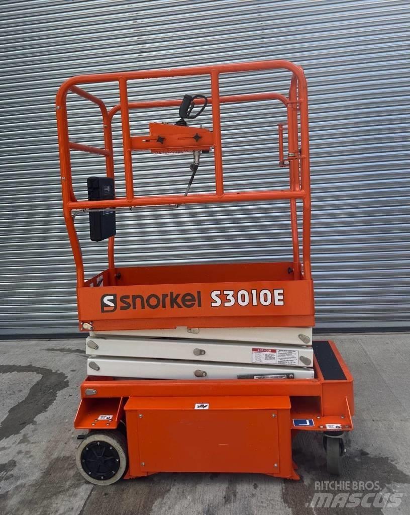 Snorkel S3010E Ollós emelők