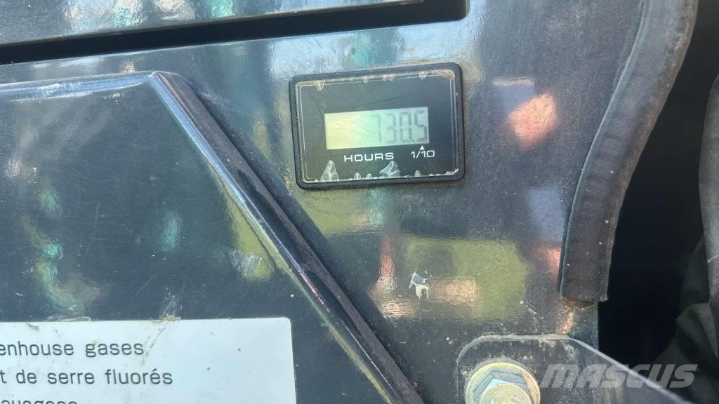 Kobelco SK58SRX-7 Mini kotrók < 7t