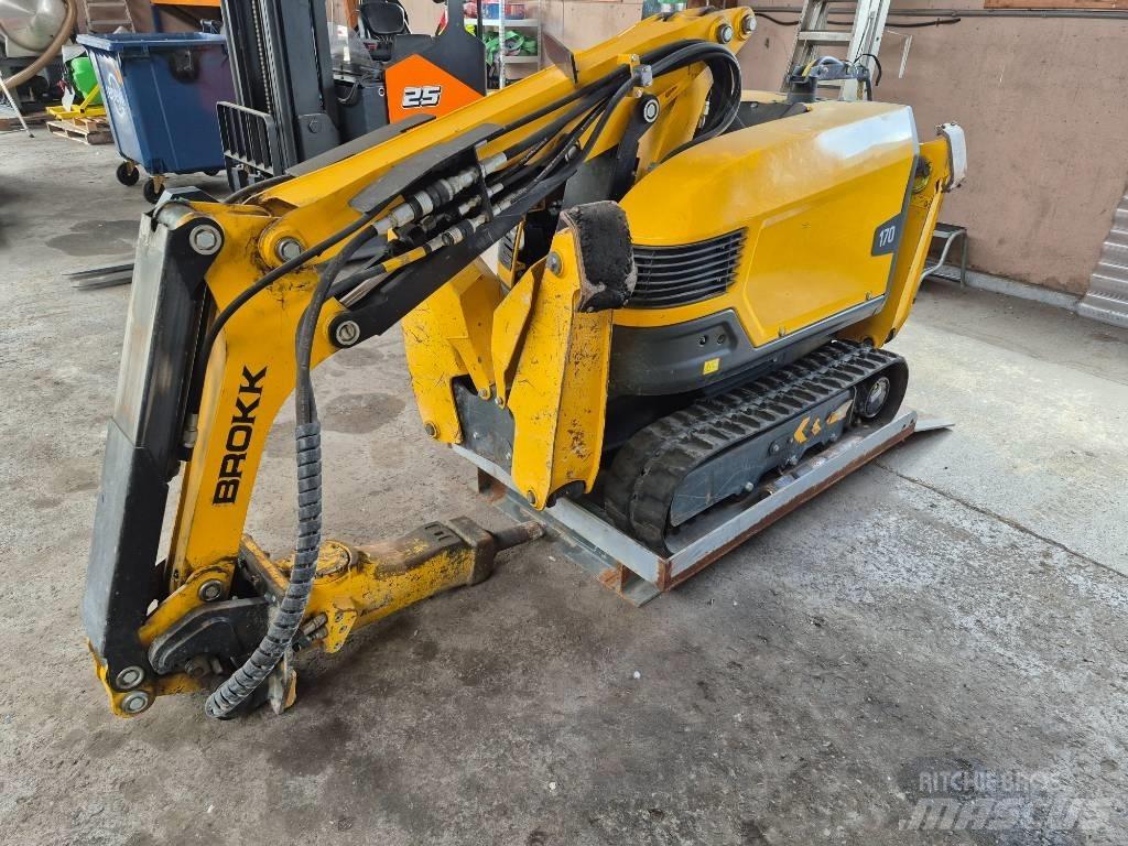 Brokk 170 Bontásra használt kotrók