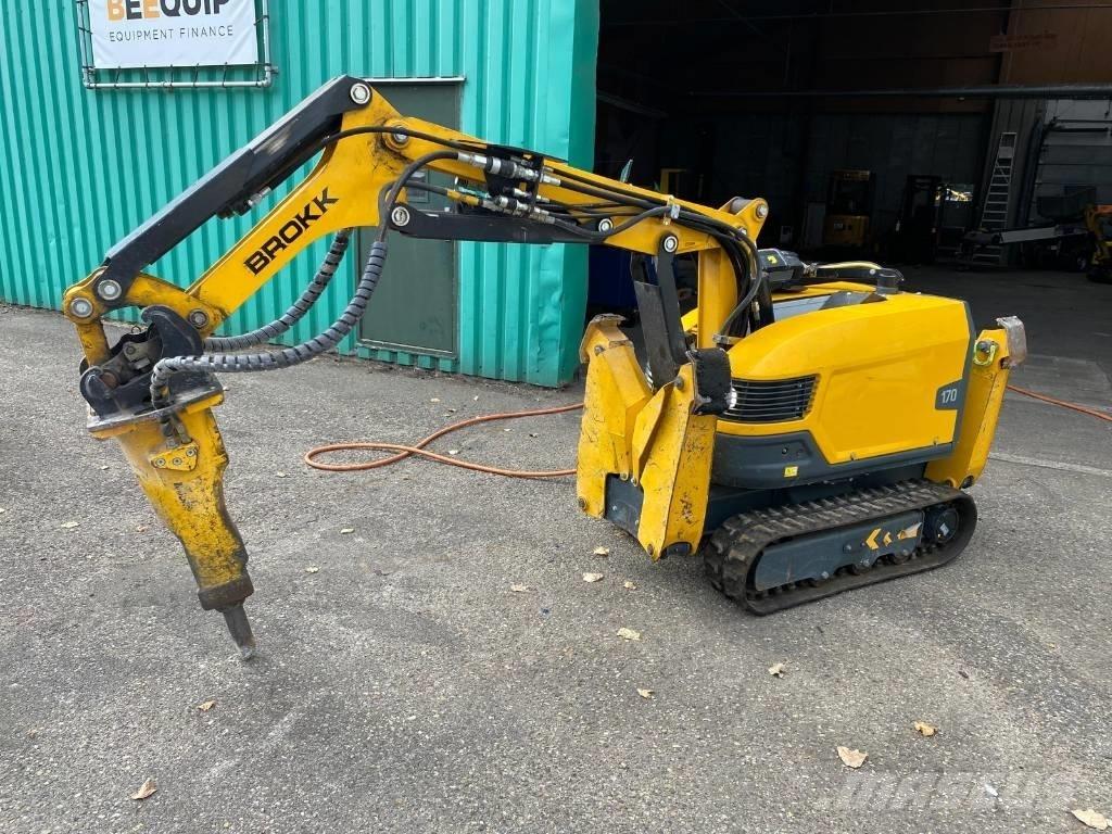 Brokk 170 Bontásra használt kotrók