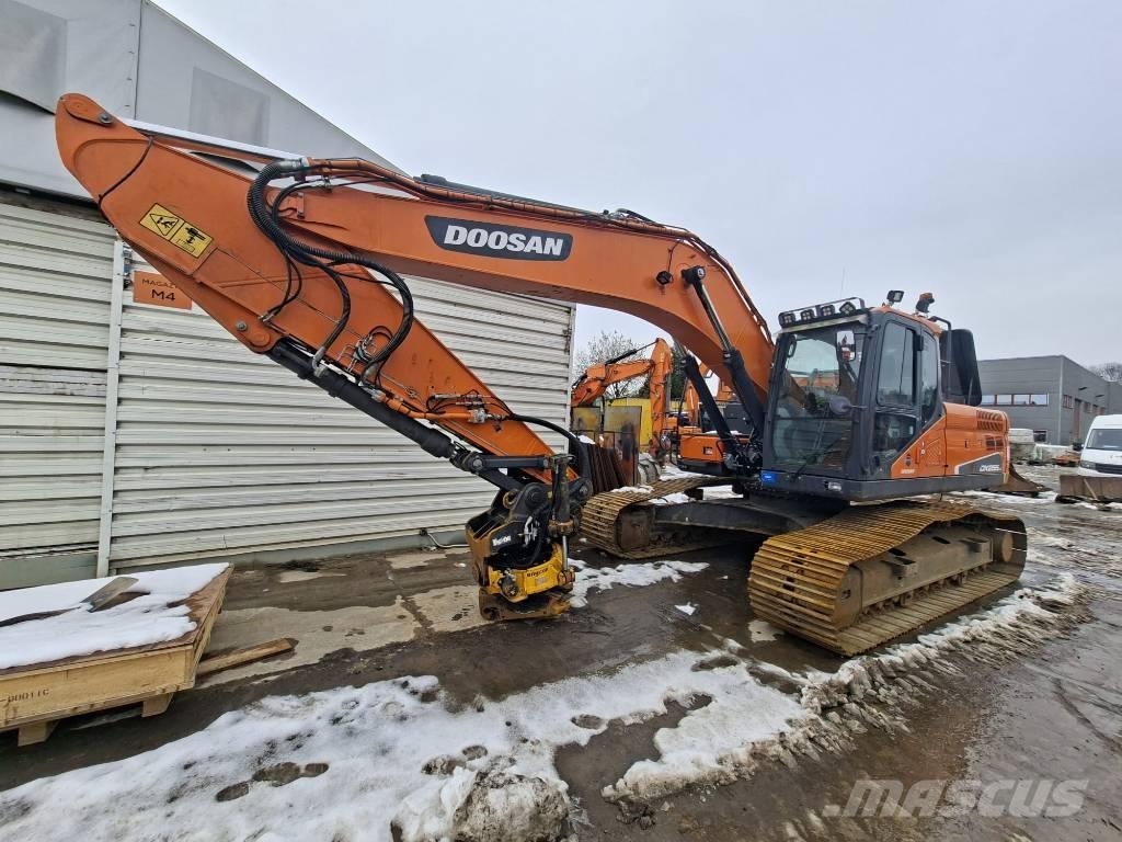 Doosan DX 255 LC-5 Lánctalpas kotrók