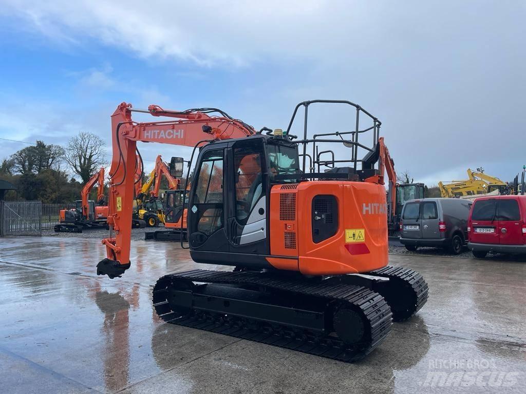 Hitachi ZX 135 US-6 Lánctalpas kotrók