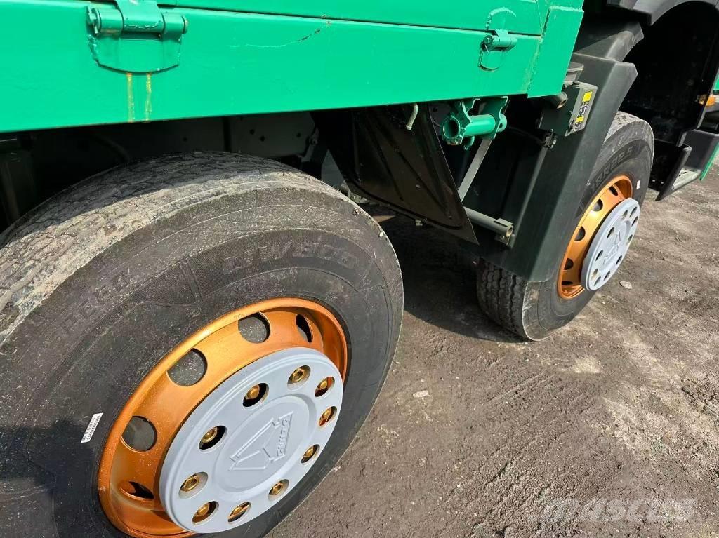 Sinotruk HOWO420hp Platós / Ponyvás teherautók