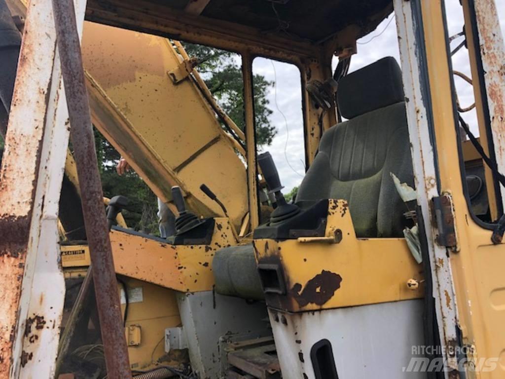 Komatsu PC 200 LC-3 Lánctalpas kotrók