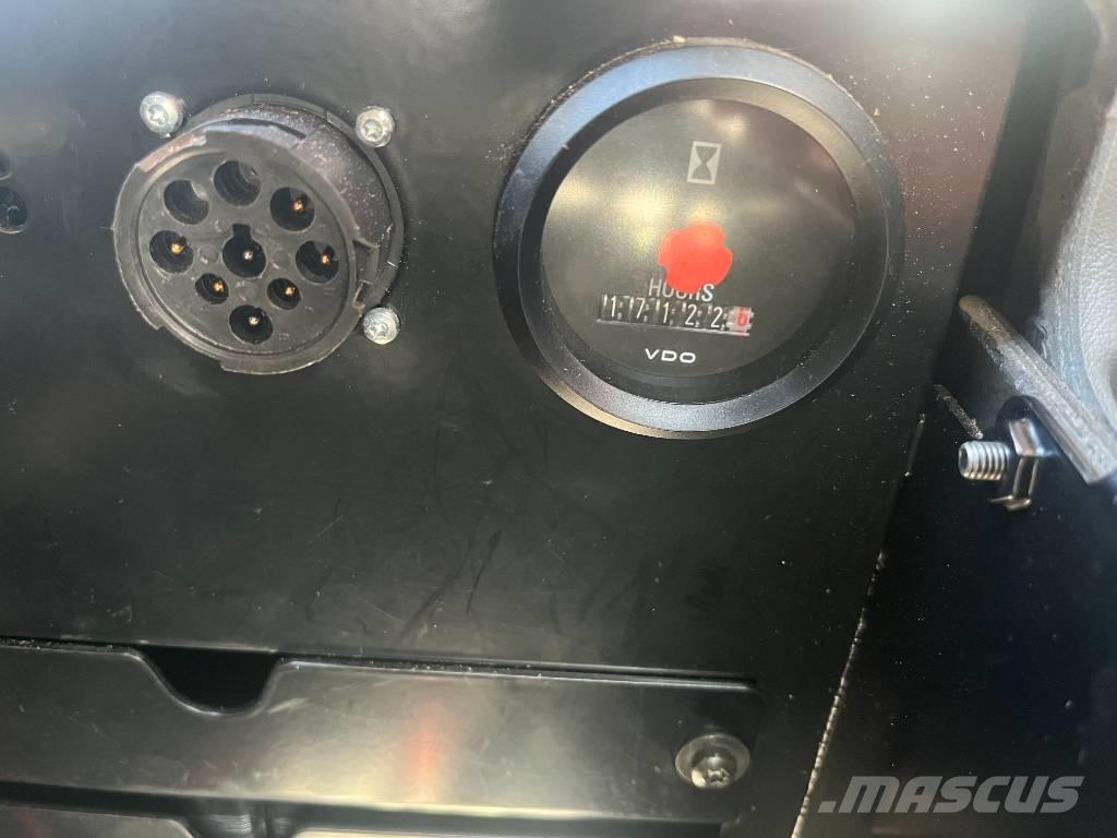 John Deere 1270 E Betakarítók